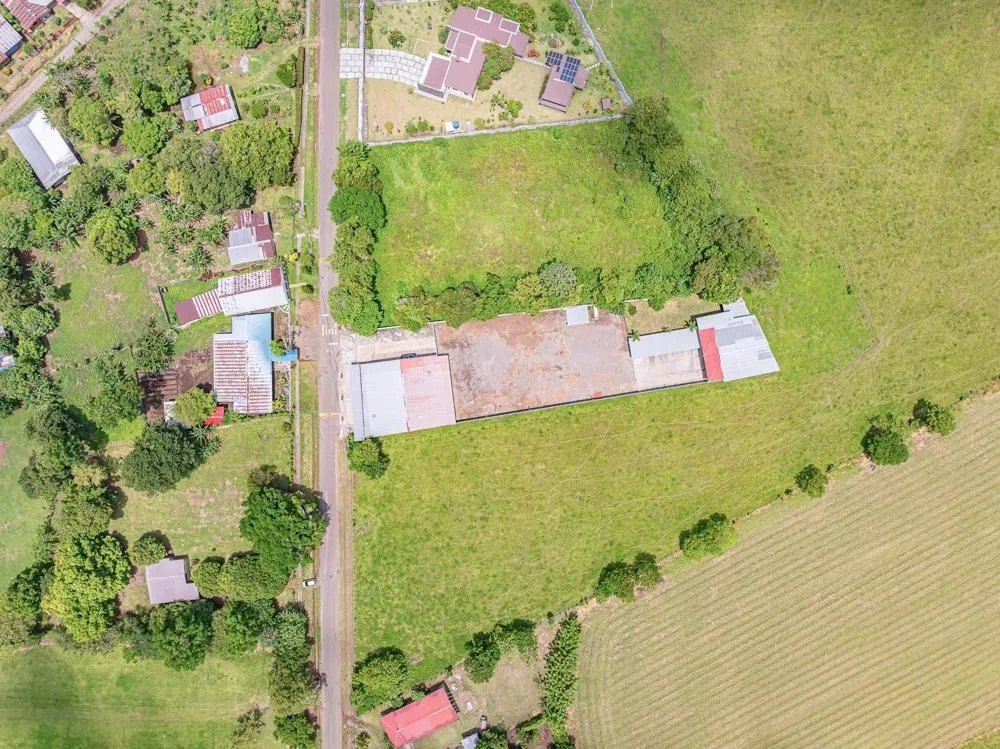 Propiedad comercial de uso mixto en San Pablo Viejo