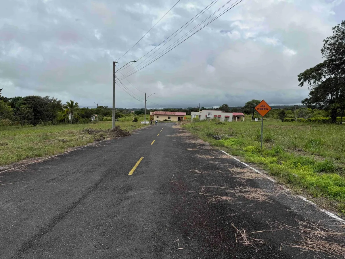 SE VENDE TERRENO COMERCIAL EN LA CARRETERA DAVID-BOQUETE
