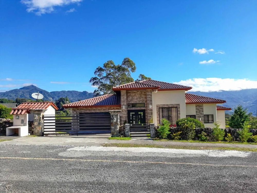 Excepcional Casa en Cerro Verde Estates, Boquete