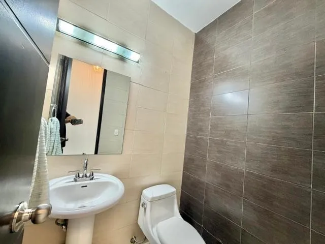 VENTA APARTAMENTO PH ALCALA VISTA AL MAR
