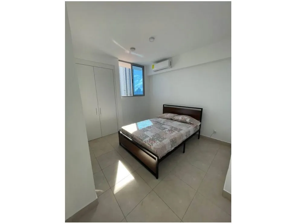 Appartement à Via Espana à louer