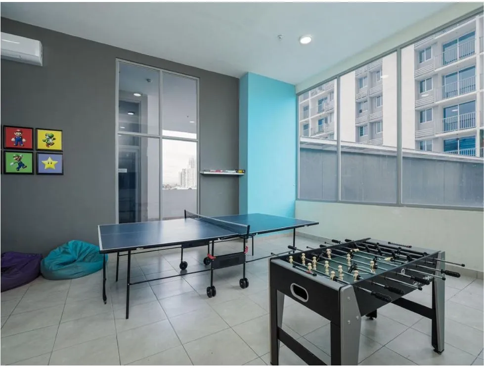 Appartement à Via Espana à louer