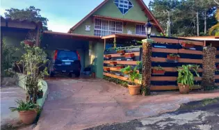 Venta de casa en Altos de Cerro Azul. MY