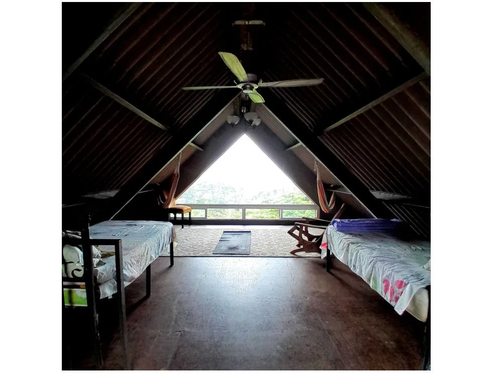 Venta de casa en Altos de Cerro Azul. MY