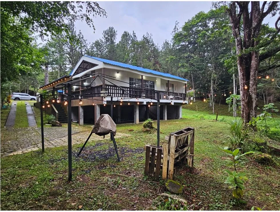 Maison unifamiliale à Cerro Azul à vendre