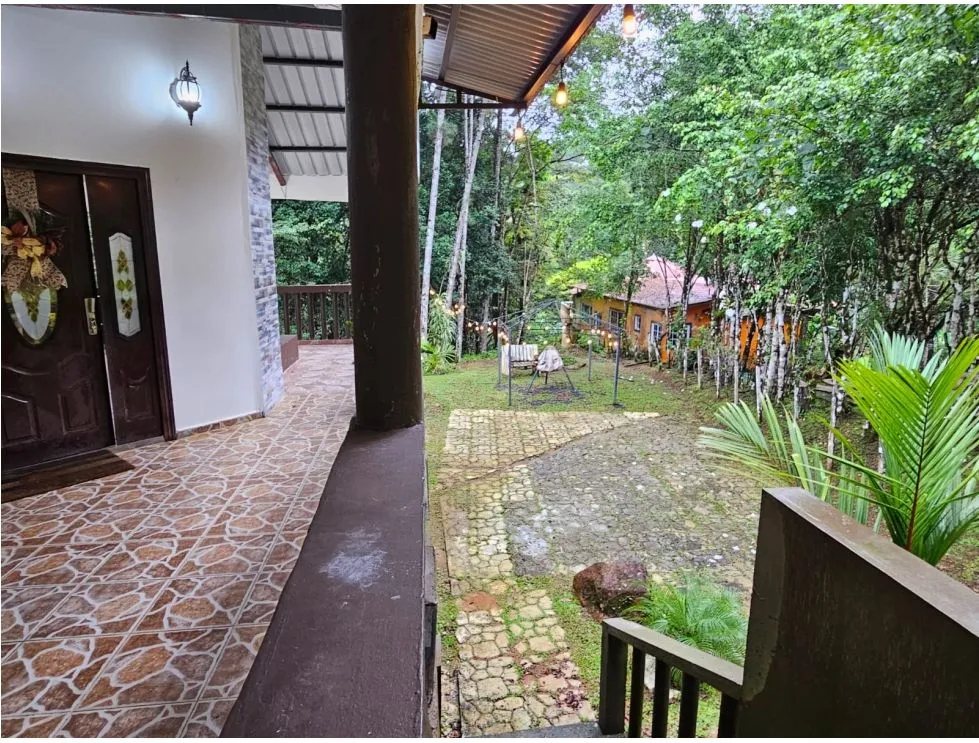 Maison unifamiliale à Cerro Azul à vendre