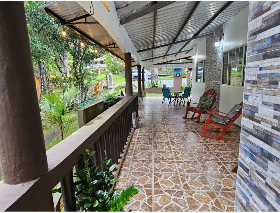 Maison unifamiliale à Cerro Azul à vendre