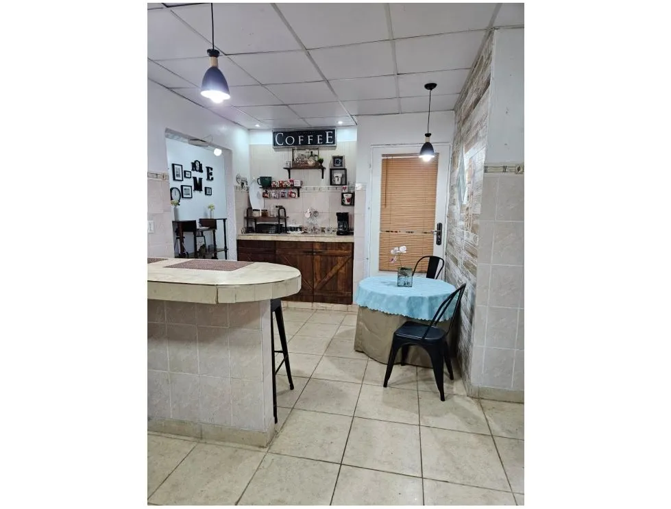Maison unifamiliale à Cerro Azul à vendre