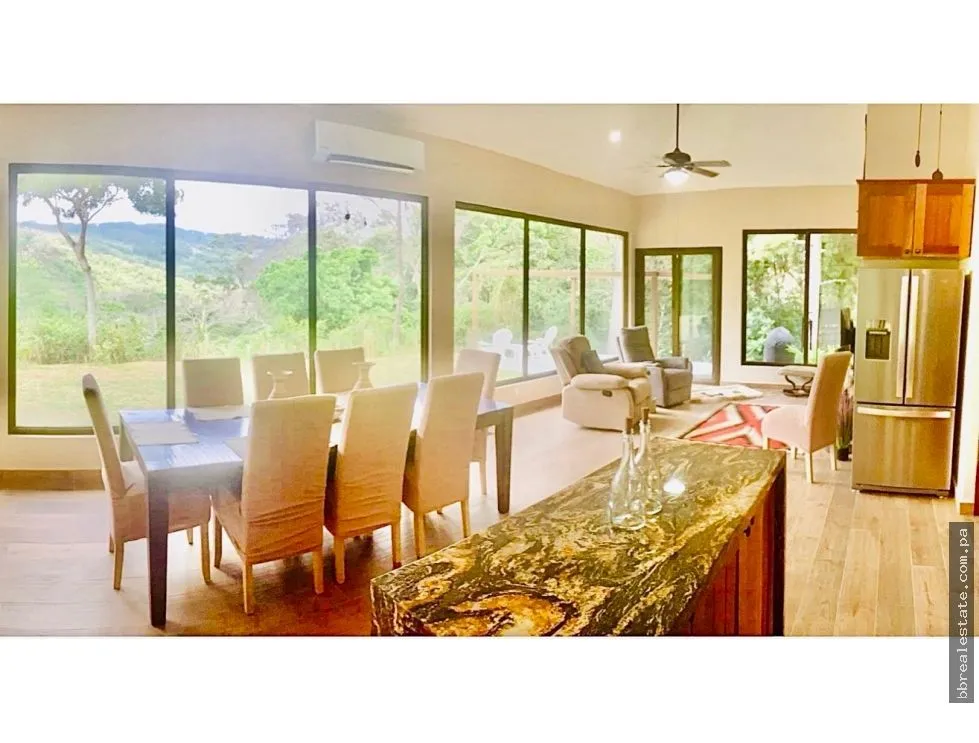 House in Altos del Maria in Chame