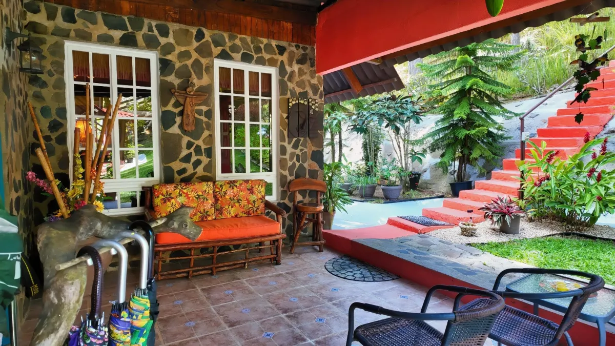 SE VENDE – ENCANTADORA CASA DE MONTAÑA EN ALTOS DEL MARÍA, TOSCANA