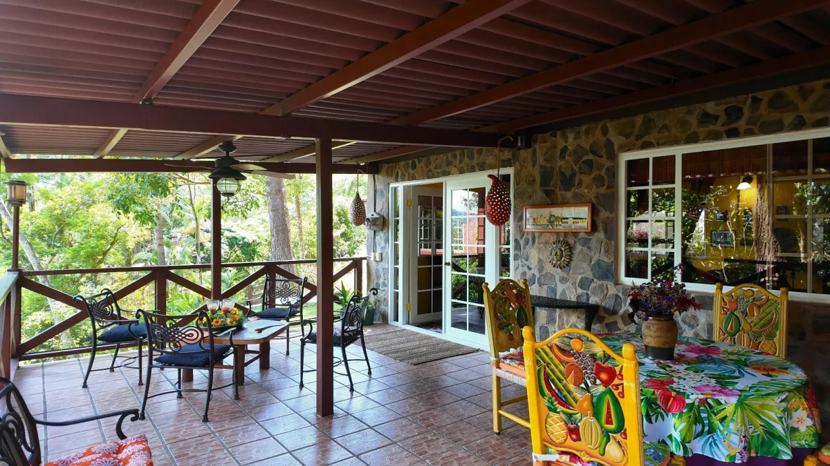 SE VENDE – ENCANTADORA CASA DE MONTAÑA EN ALTOS DEL MARÍA, TOSCANA