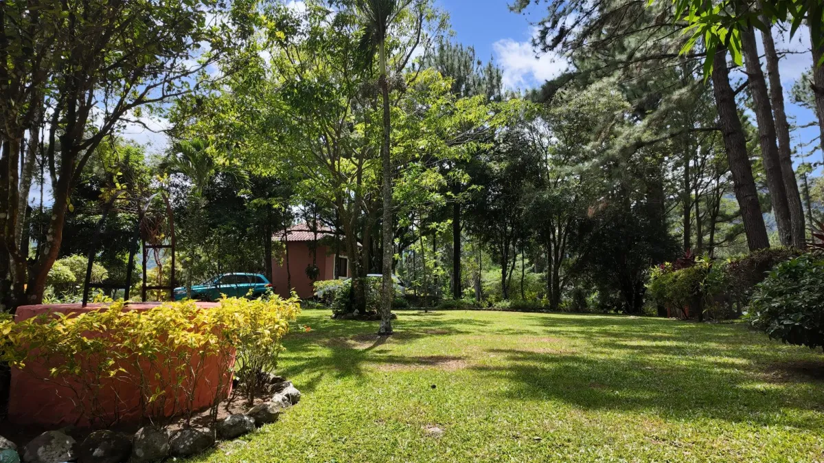 SE VENDE – ENCANTADORA CASA DE MONTAÑA EN ALTOS DEL MARÍA, TOSCANA