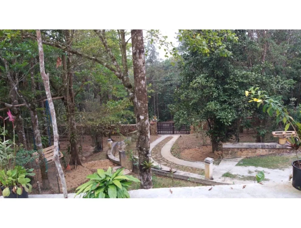 Venta de casa en Altos de Cerro Azul. MY