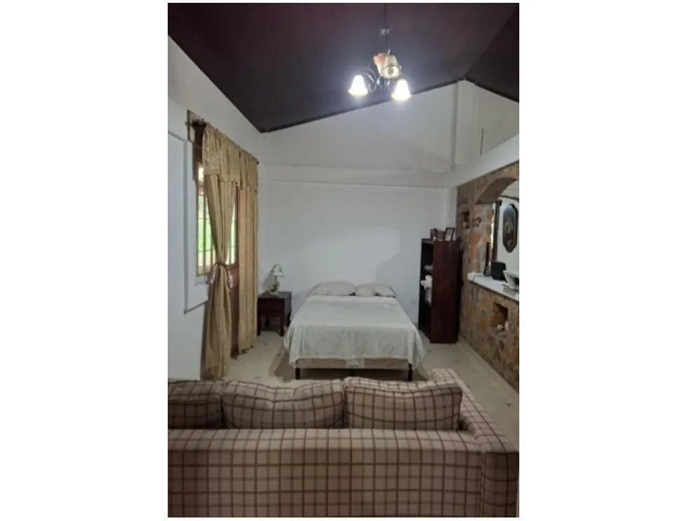 Venta de casa en Altos de Cerro Azul. MY