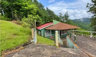 Venta de casa en Altos de Cerro Azul. MY