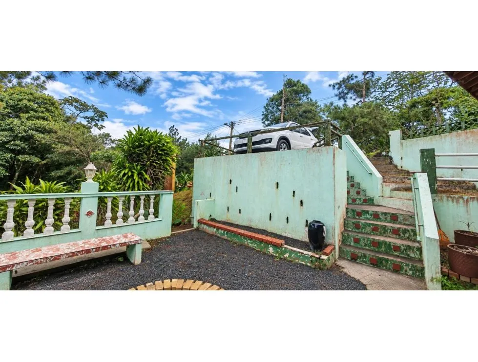 Venta de casa en Altos de Cerro Azul. MY