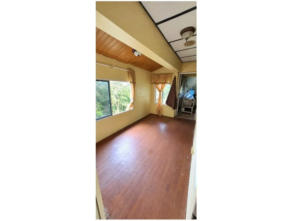 Venta de casa en Altos de Cerro Azul. MY