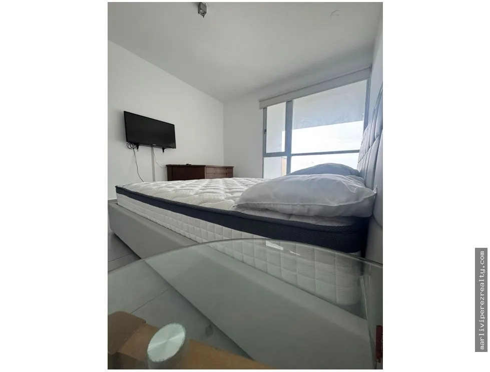 Apartment for Rent on Avenida Balboa