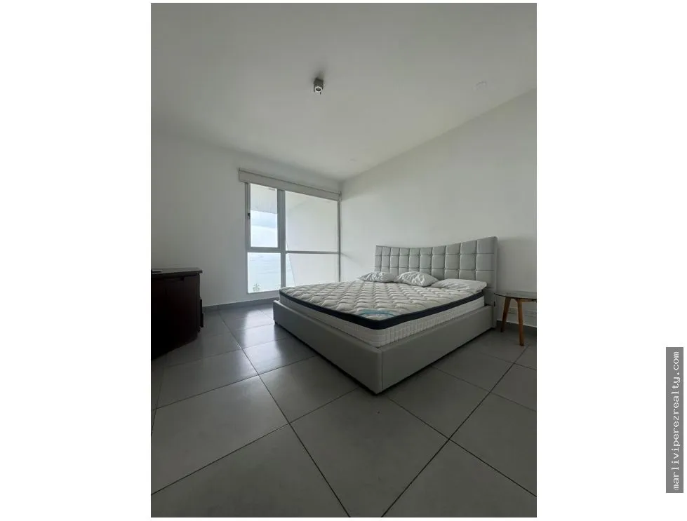 Apartment for Rent on Avenida Balboa