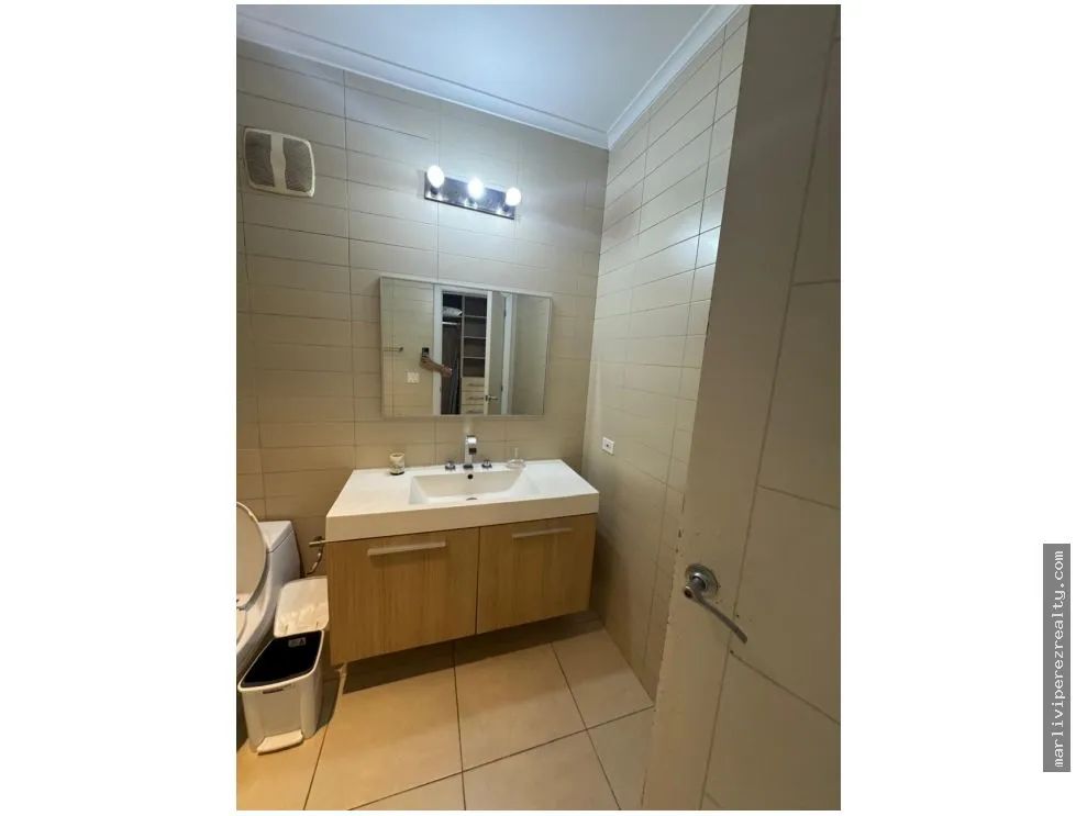 Furnished Apartment Rental on Balboa Avenue