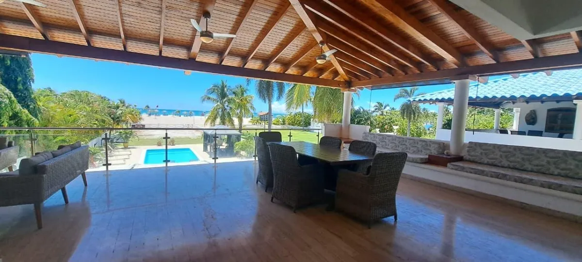 PLAYA BLANCA OCEAN FRONT DUPLEX VILLA
