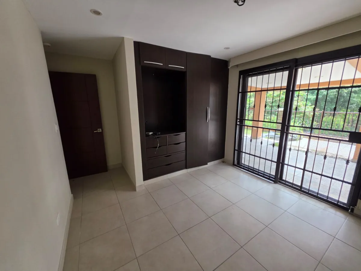Apartment for Sale at PH Embassy Club, Clayton