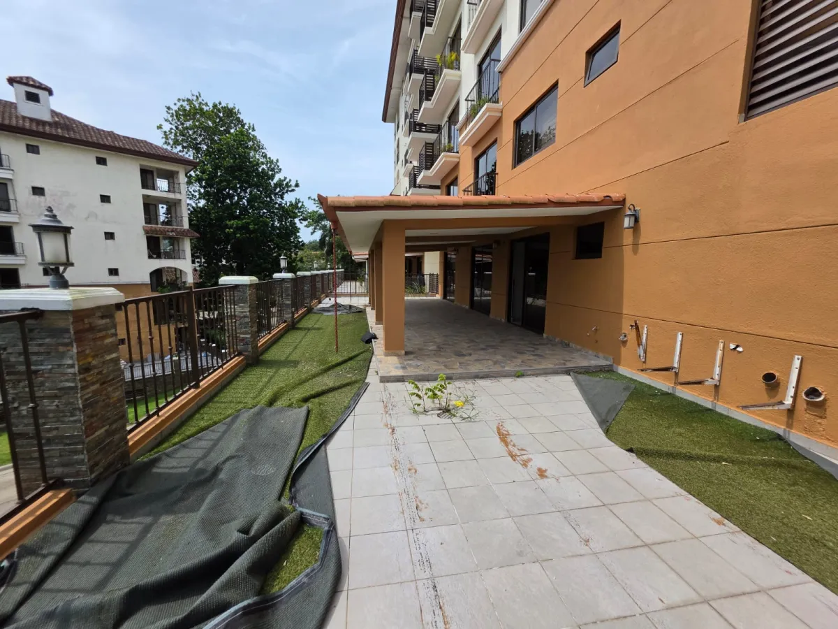 Apartment for Sale at PH Embassy Club, Clayton