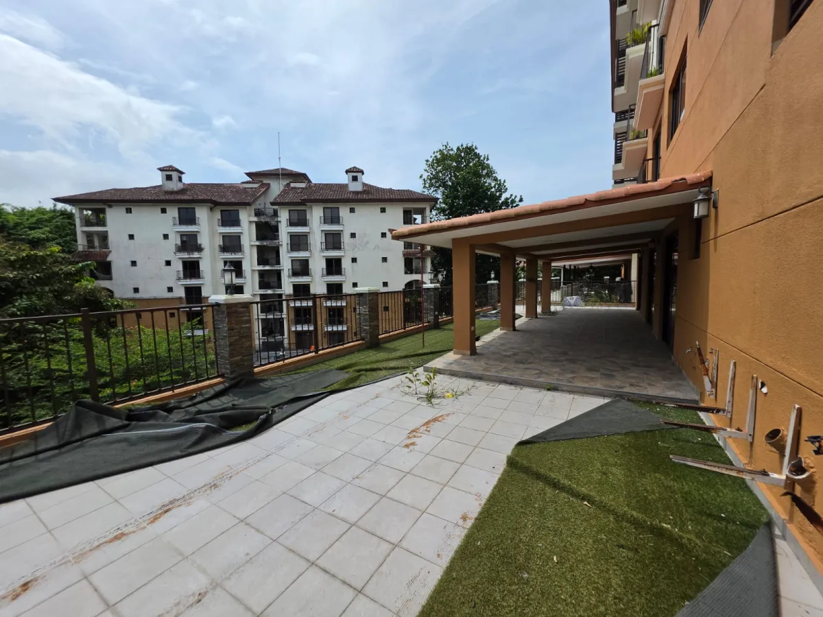 Apartment for Sale at PH Embassy Club, Clayton