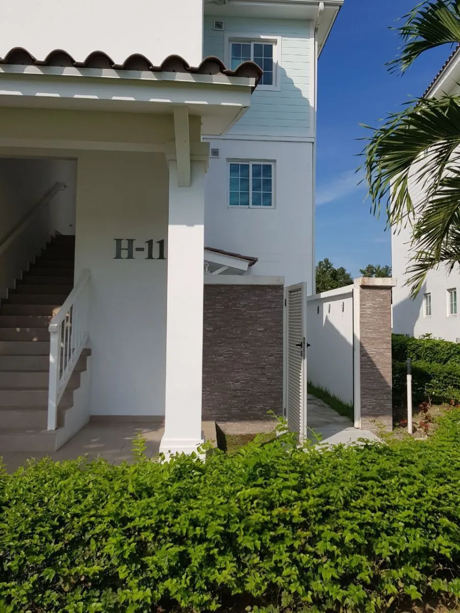 Apartment for sale in Anton