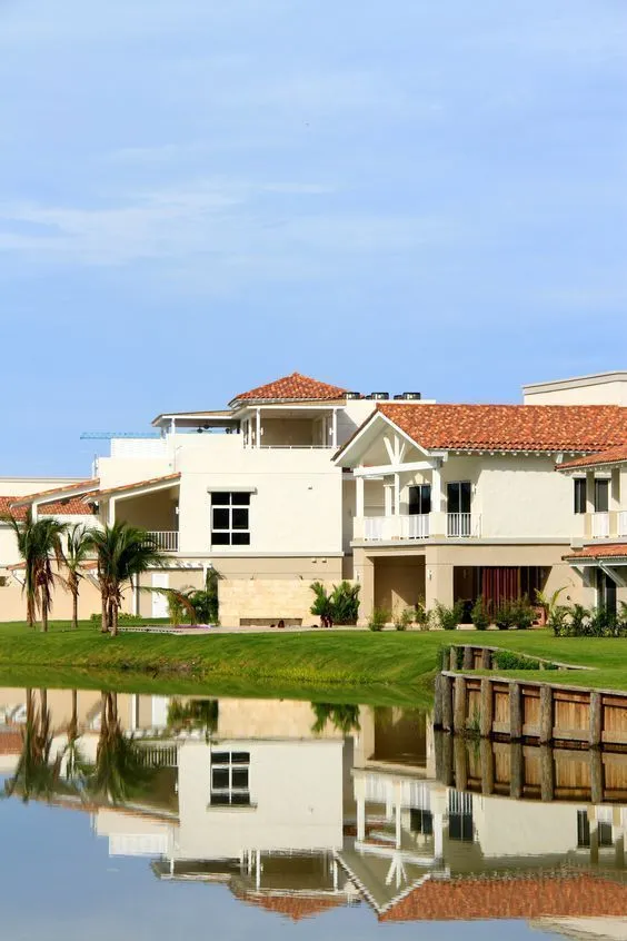 VILLA FOR SALE IN OCEAN LAKES BUENAVENTURA