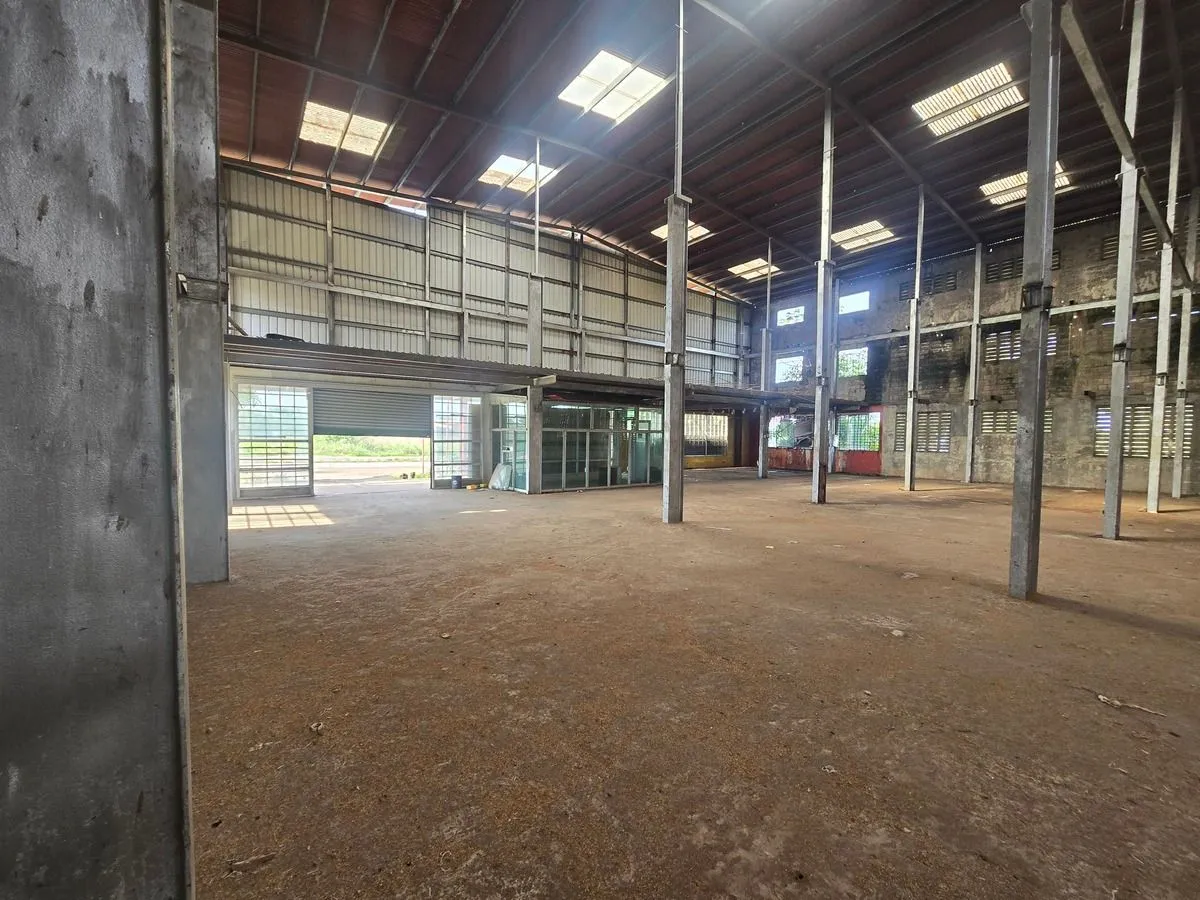 Warehouse for sale in Aguadulce