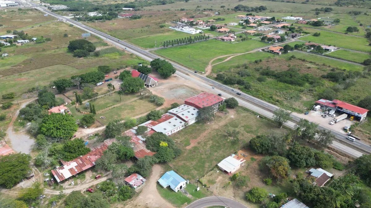 Warehouse for sale in Aguadulce