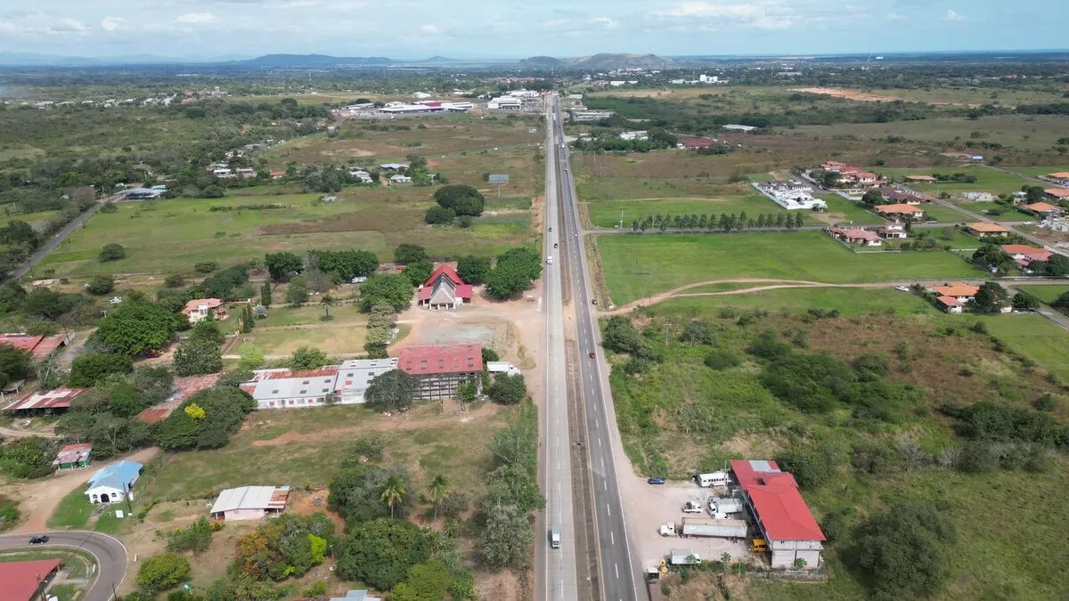 Warehouse for sale in Aguadulce