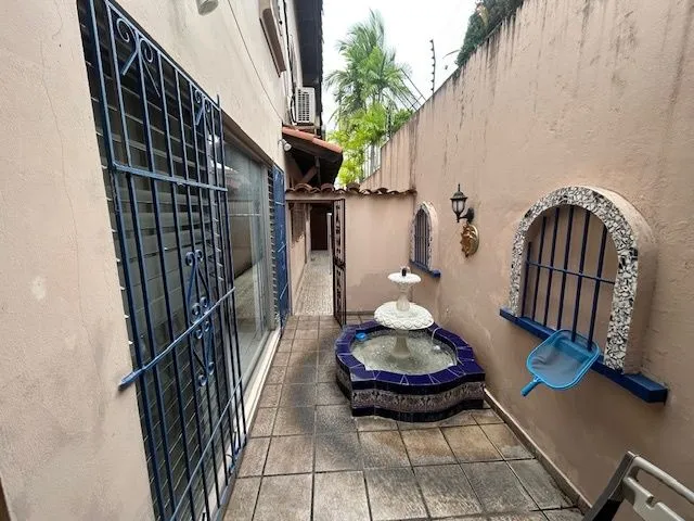 Maison unifamiliale à La Alameda à vendre