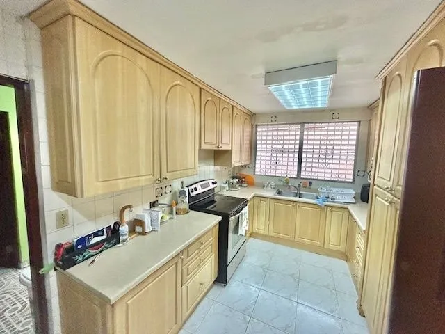 Maison unifamiliale à La Alameda à vendre