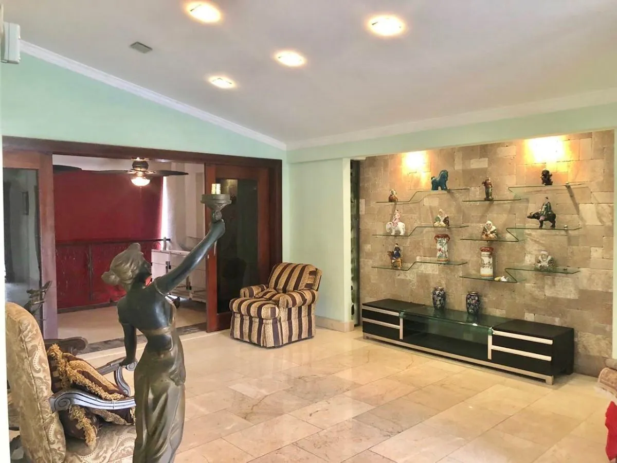 Single Family House for sale in Albrook