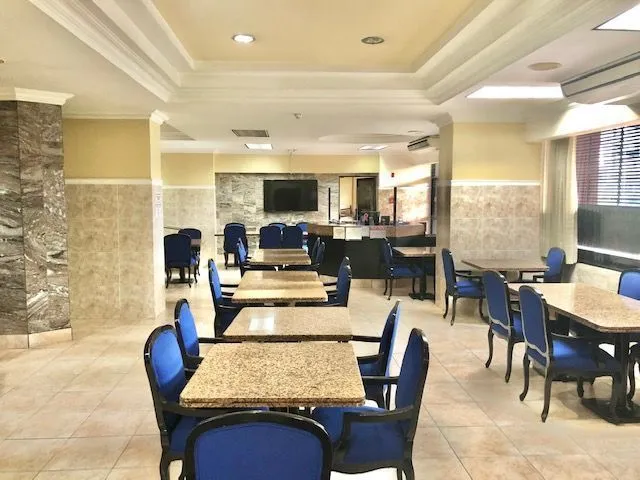 VENTA  EDIFICIO CENTRICO IDEAL PARA HOTEL