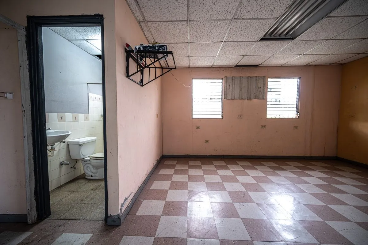 Building for sale in Aguadulce