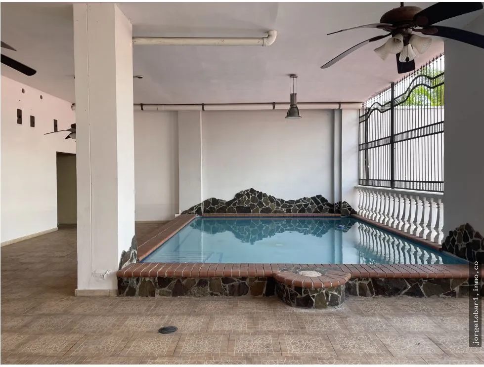 Vendo Edificio en San Francisco – Ideal para inversión