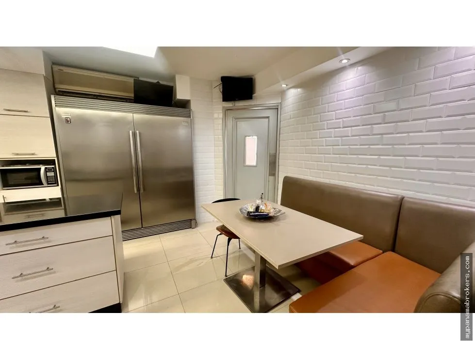 Apartment for Sale on Avenida Balboa, Panama