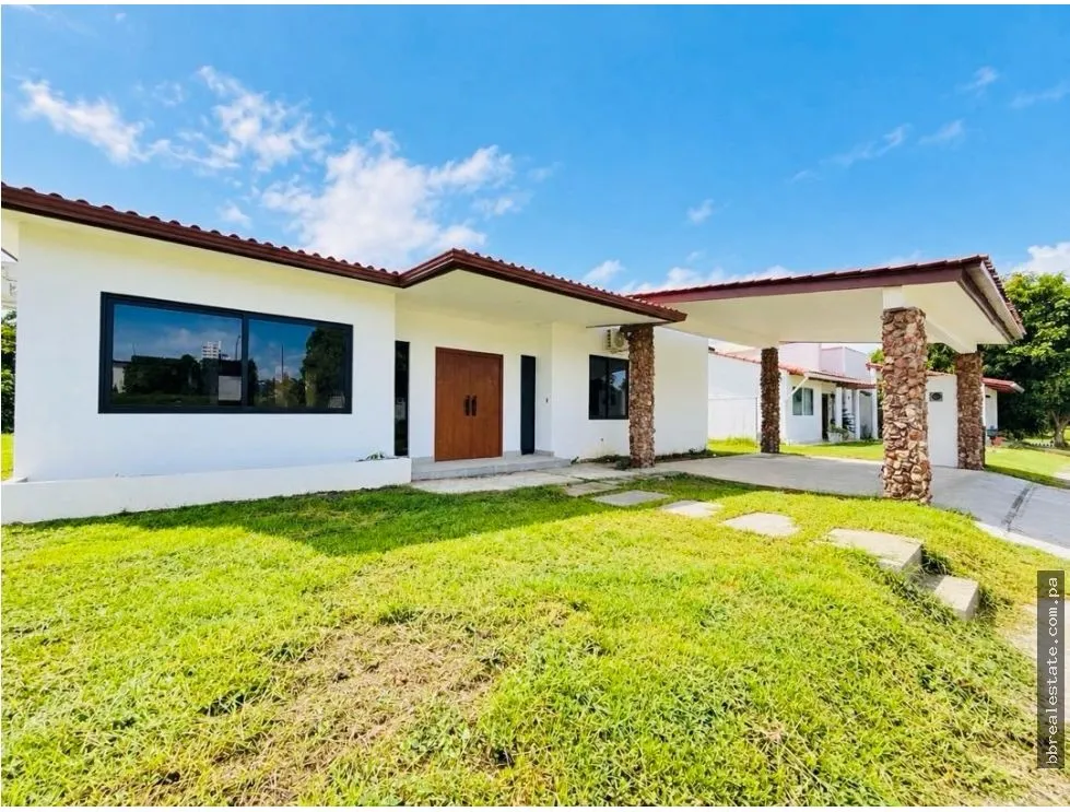 Sale of New House in Malibu Residential, Gorgona