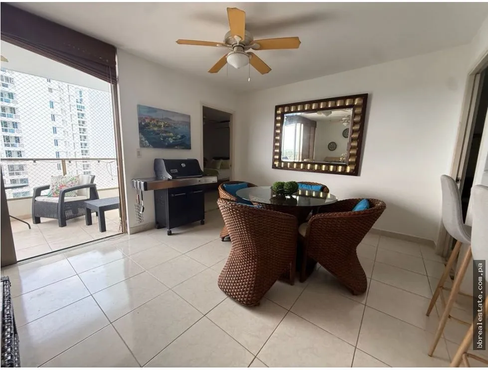 Apartment for Sale in Playa Blanca