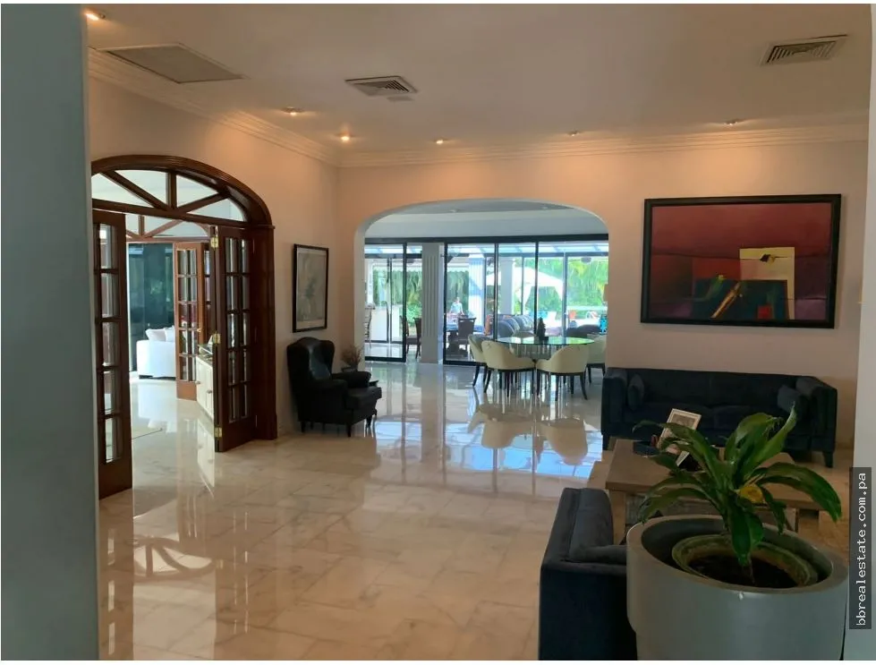 Venta de casa en San Francisco, Altos del Golf