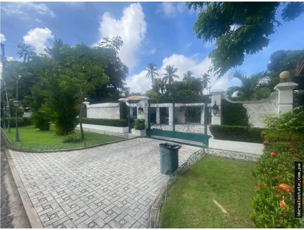 House Rental in San Francisco, Altos del Golf