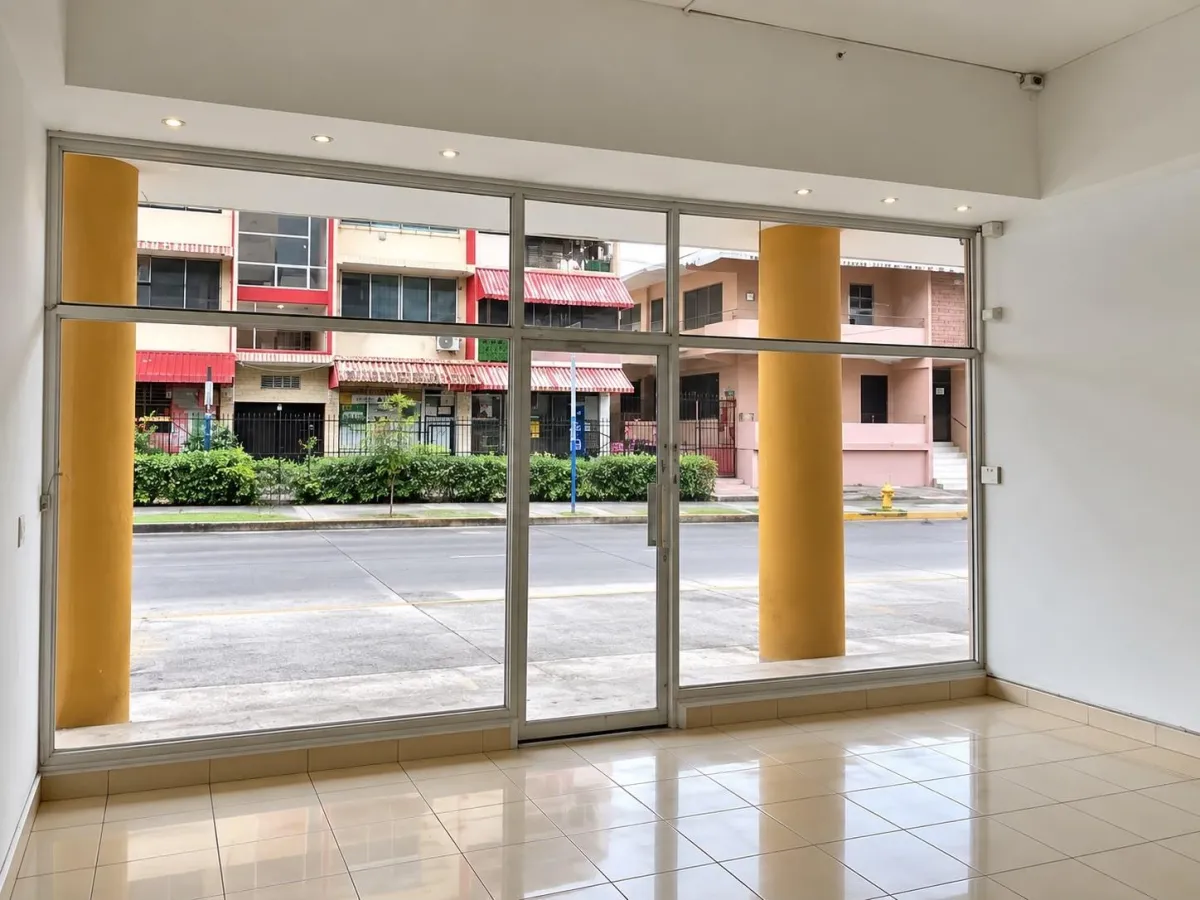 Commercial premises on the ground floor