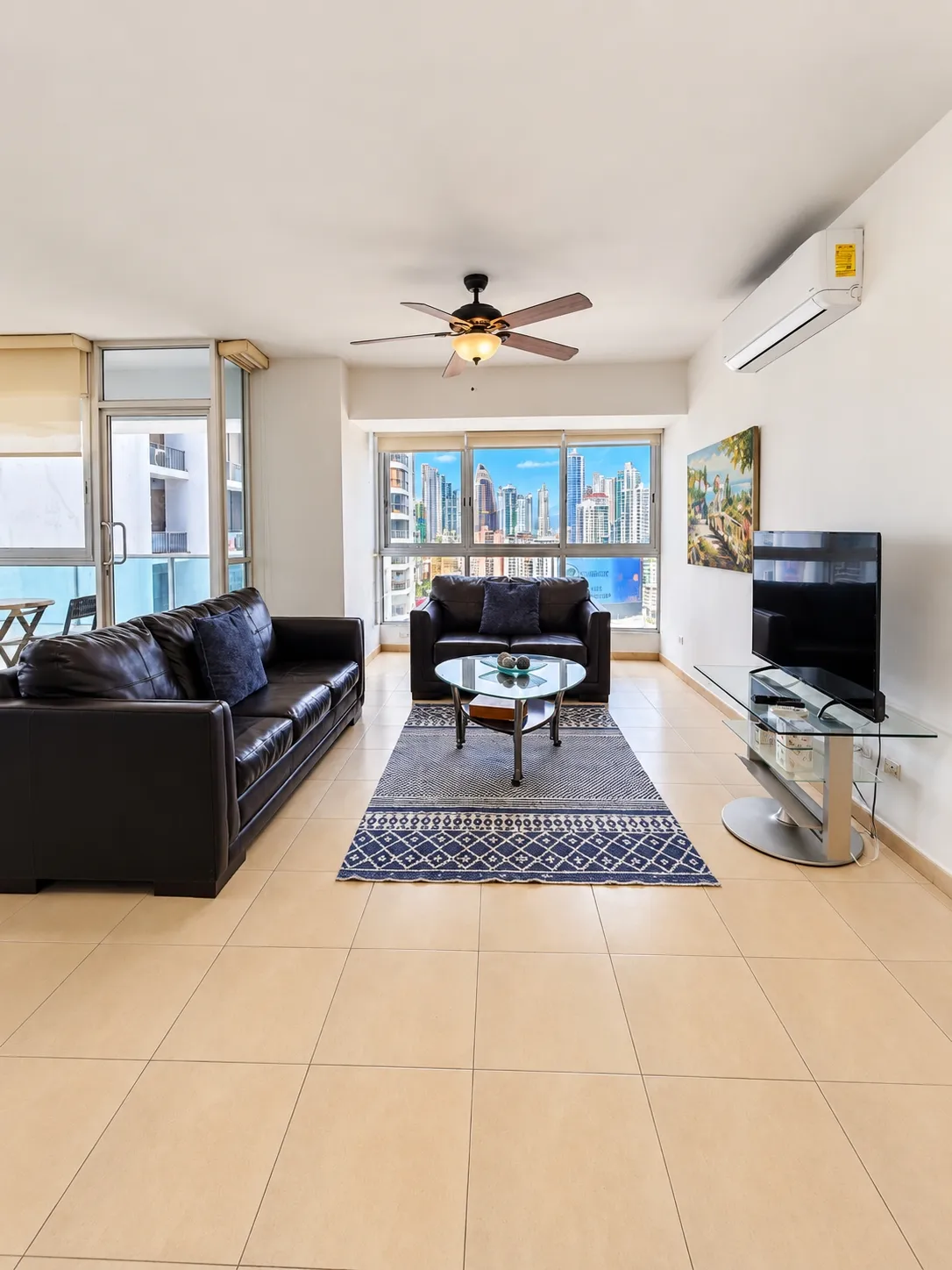 Grandbay Tower -Elegant, fully furnished apartment
