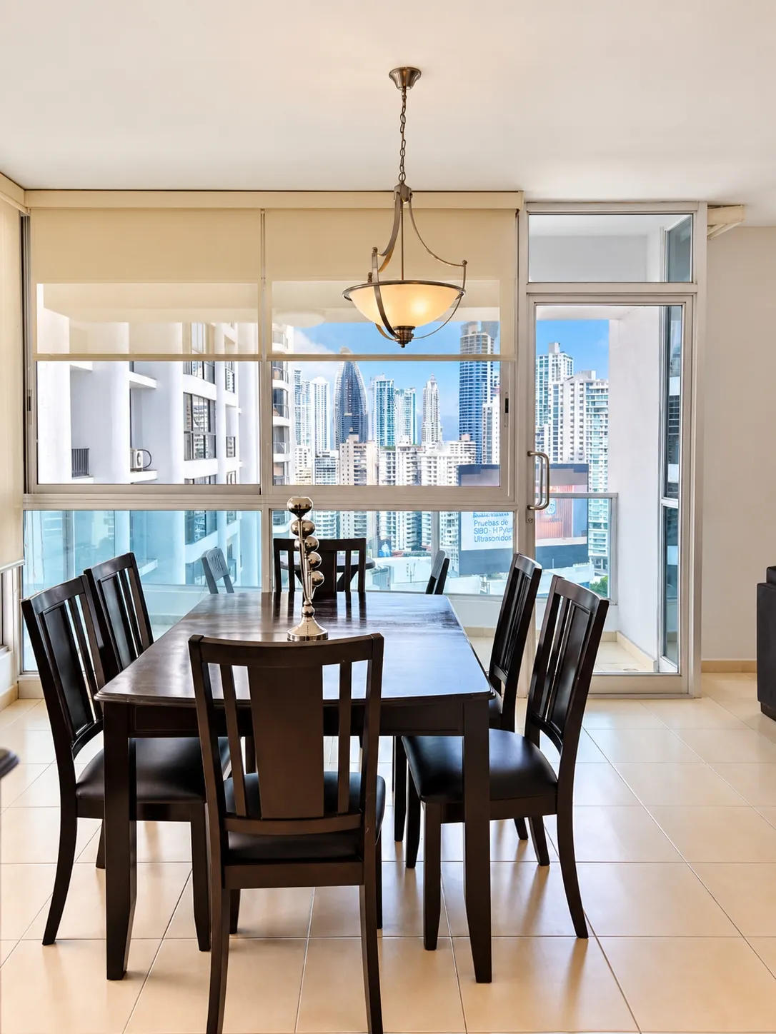 Grandbay Tower -Elegant, fully furnished apartment