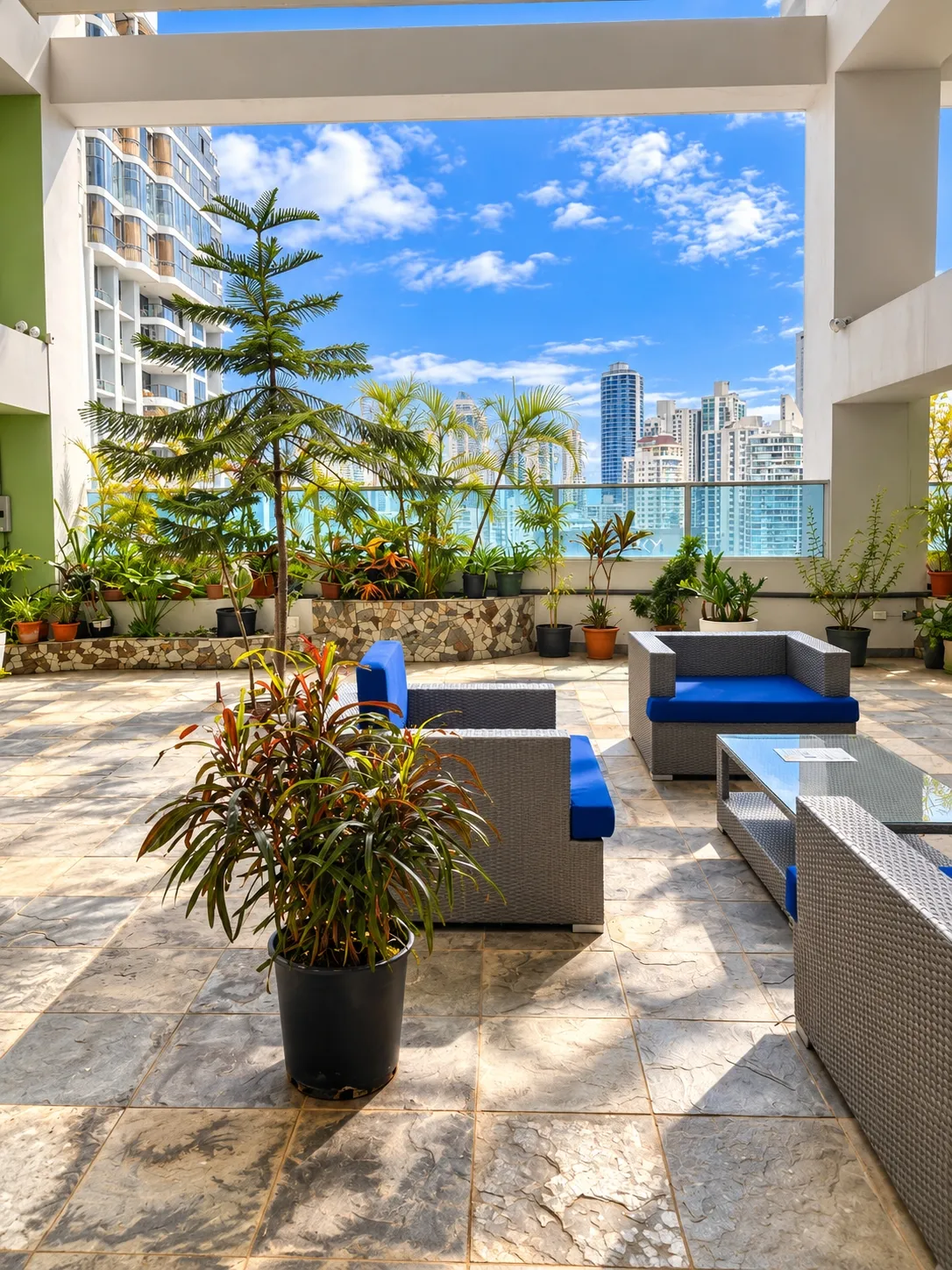 Grandbay Tower -Elegant, fully furnished apartment