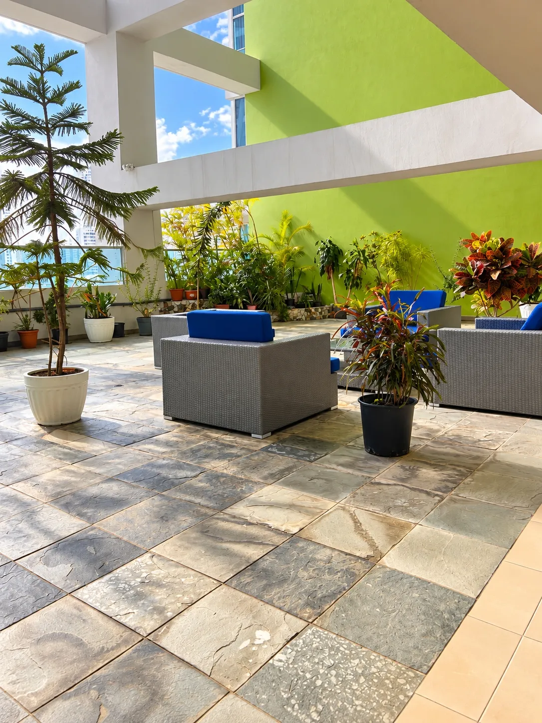 Grandbay Tower -Elegant, fully furnished apartment