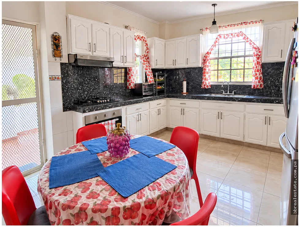 House for Sale in La Chorrera, Panama Oeste